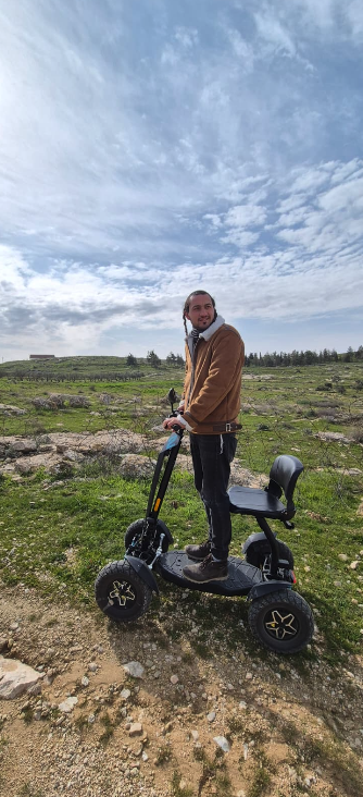 צי ריידרים חשמליים במסלול בהר חברון